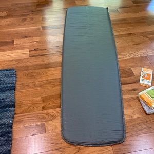 Thermarest Trail Scout sleeping pad